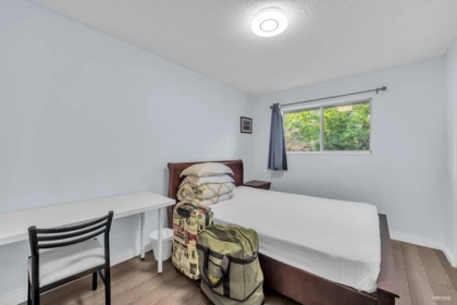 Powder Room Photo of 10235 176 Street, Surrey, BC