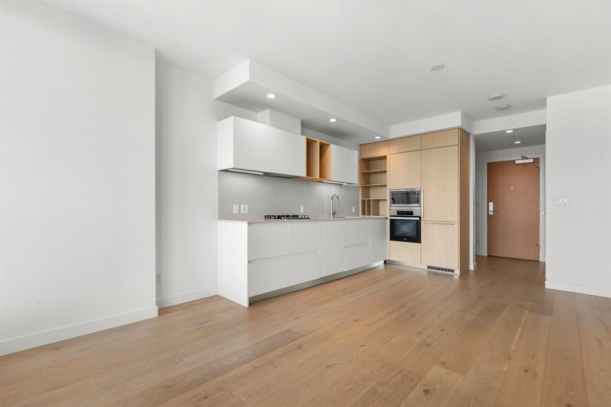 Breakfast Nook Photo of 4406 6000 Mckay Avenue, Burnaby, BC