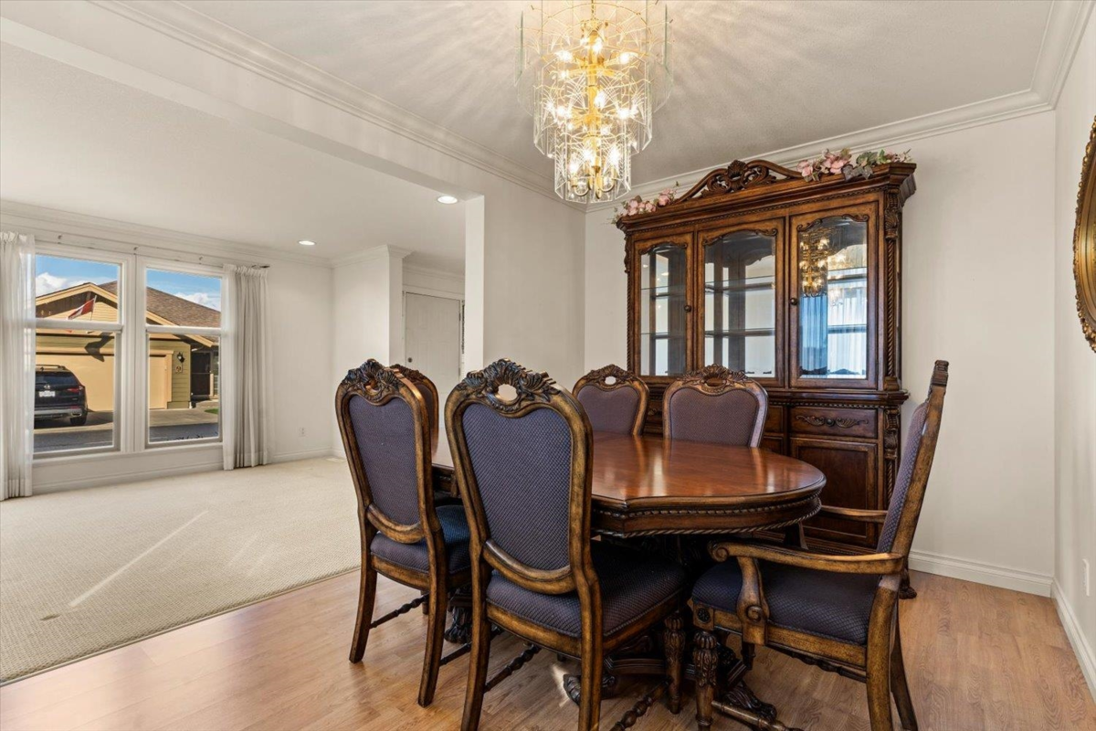 Primary Bathroom Photo of 86 46000 Thomas Road, Chilliwack, BC