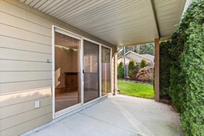 Front Yard Photo of 86 46000 Thomas Road, Chilliwack, BC