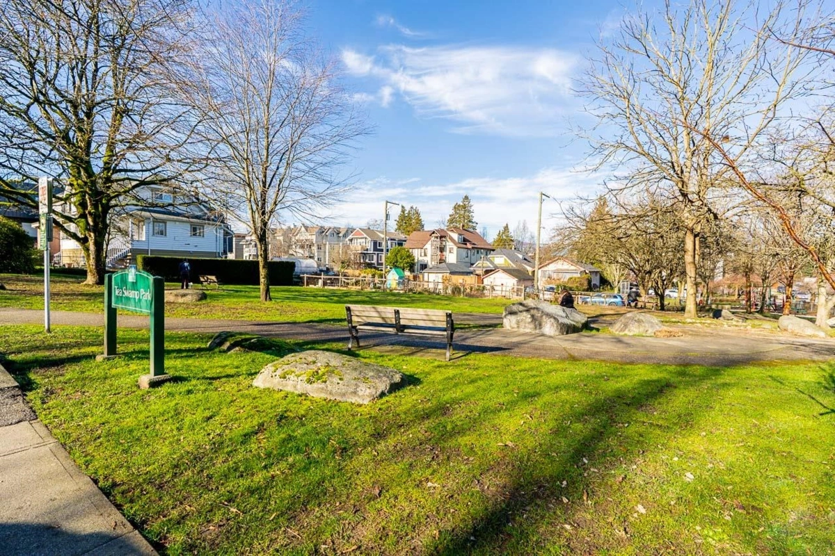 Backyard Photo of 3174 Prince Edward Street, Vancouver, BC