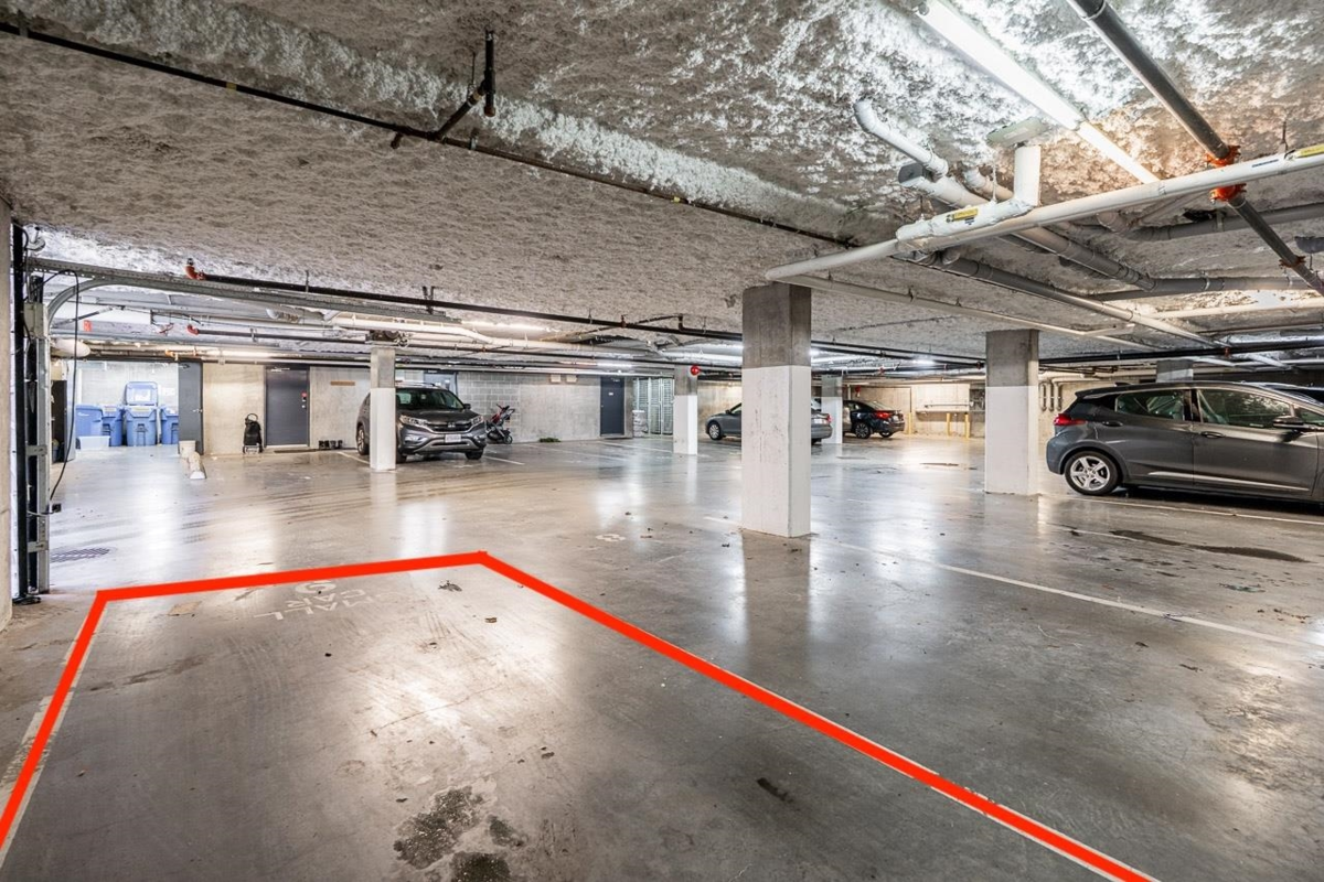 Staircase Photo of 3174 Prince Edward Street, Vancouver, BC