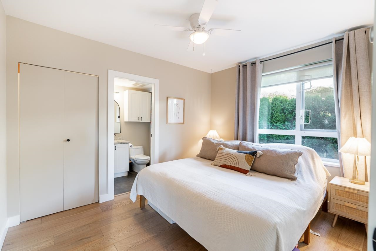 Walk-In Closet Photo of 3174 Prince Edward Street, Vancouver, BC