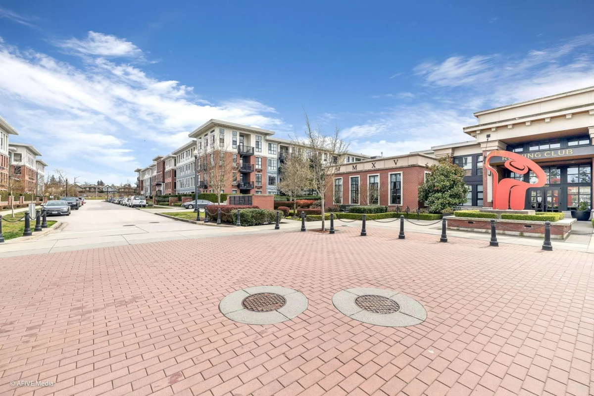 Loft / Bonus Room Photo of 327 15137 33 Avenue, Surrey, BC