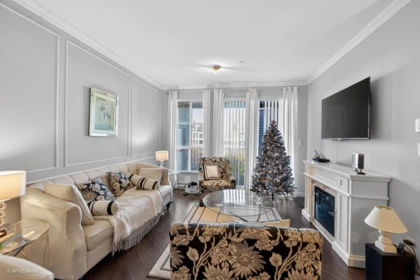 327 15137 33 Avenue, Surrey, BC