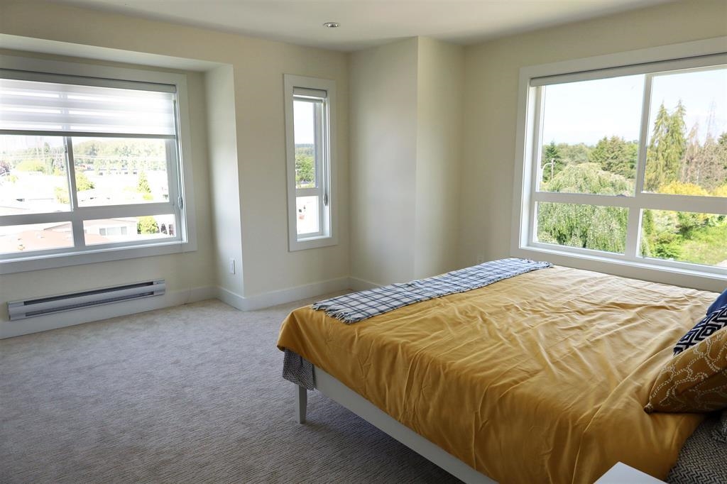 Kitchen Island Photo of 32 8181 135a Street, Surrey, BC