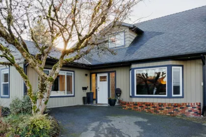 12523 Blackstock Street, Maple Ridge, BC, Maple Ridge — Single Family Residence for sale