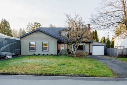 12523 Blackstock Street, Maple Ridge, BC, Maple Ridge — Single Family Residence for sale
