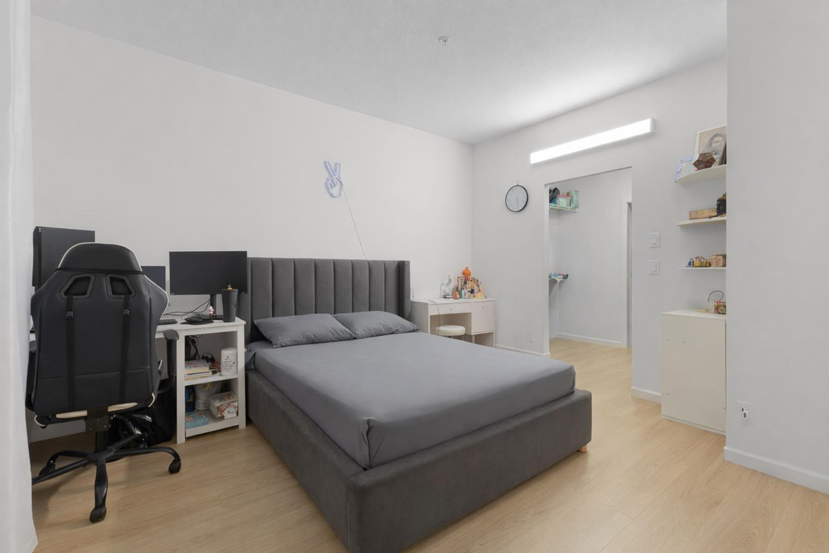 Bedroom 3 Photo of 318 10180 153 Street, Surrey, BC