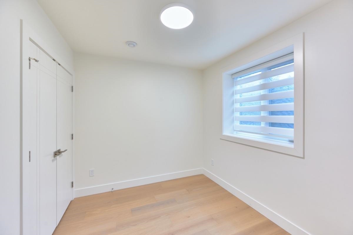 Community Amenities Photo (Clubhouse) of 806 Montroyal Boulevard, North Vancouver, BC