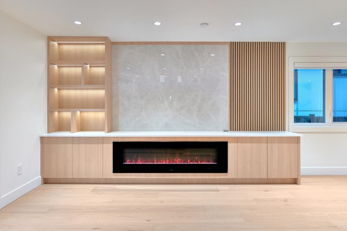 Guest Bathroom Photo of 806 Montroyal Boulevard, North Vancouver, BC