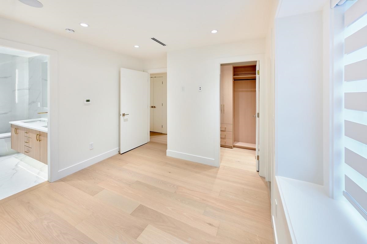 Laundry Room Photo of 806 Montroyal Boulevard, North Vancouver, BC