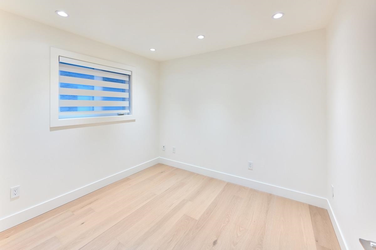 Powder Room Photo of 806 Montroyal Boulevard, North Vancouver, BC