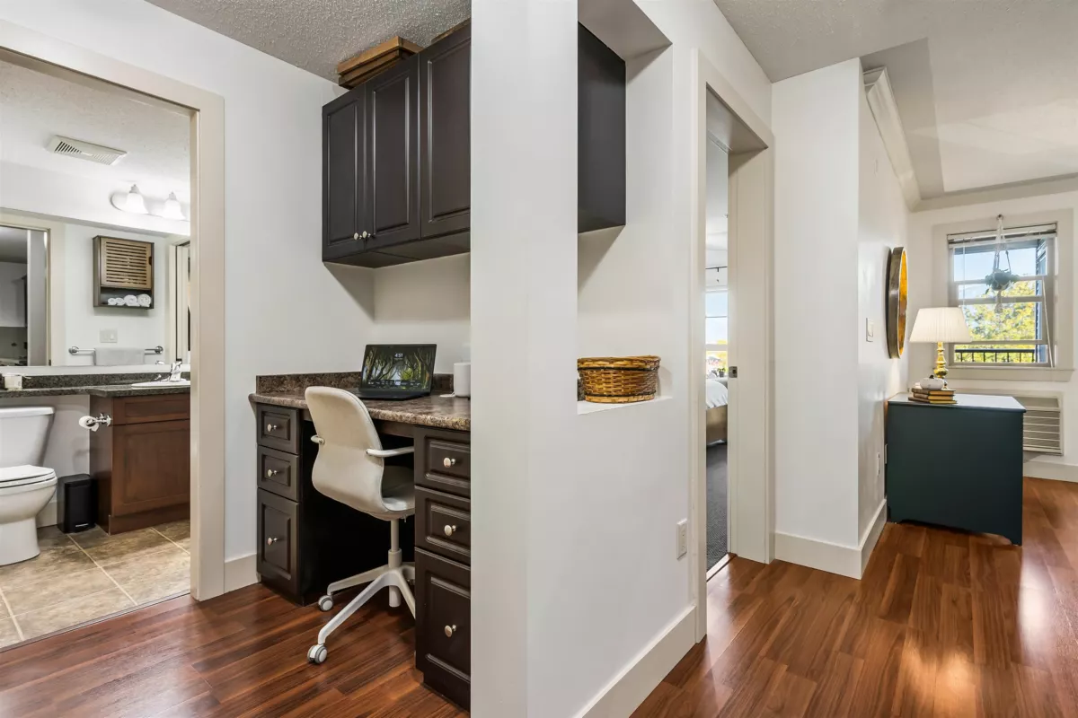 Breakfast Nook Photo of 310 9000 Birch Street, Chilliwack, BC