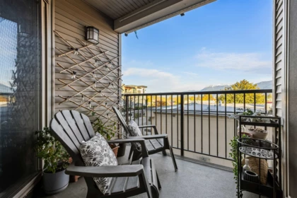 Staircase Photo of 310 9000 Birch Street, Chilliwack, BC
