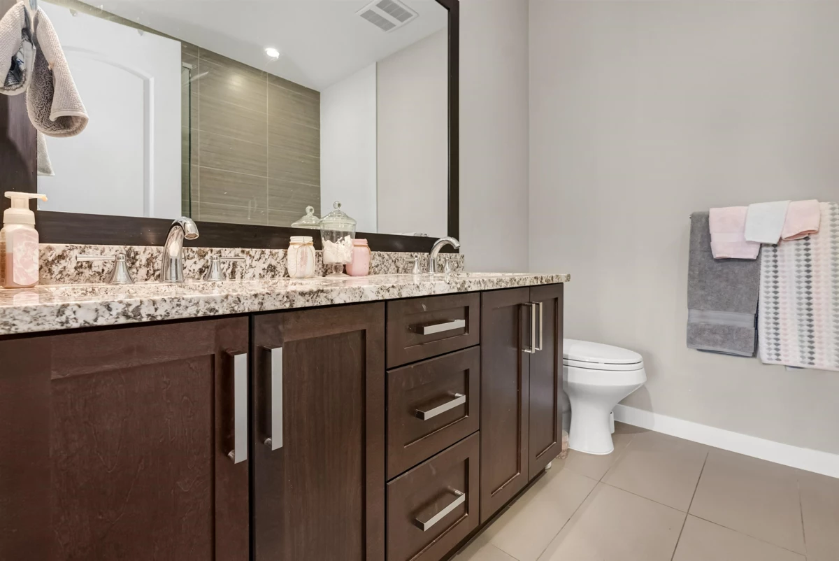 Bedroom 4 Photo of 410 6470 194 Street, Surrey, BC