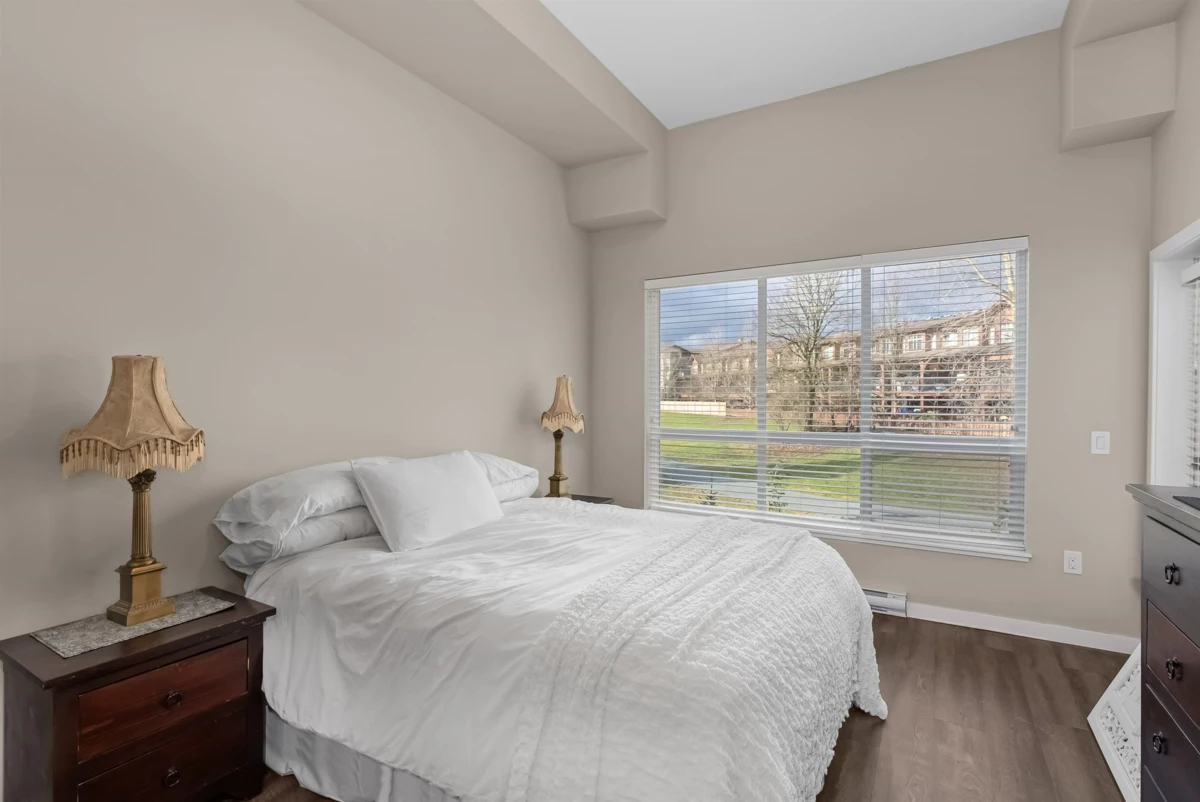 Guest Bathroom Photo of 410 6470 194 Street, Surrey, BC