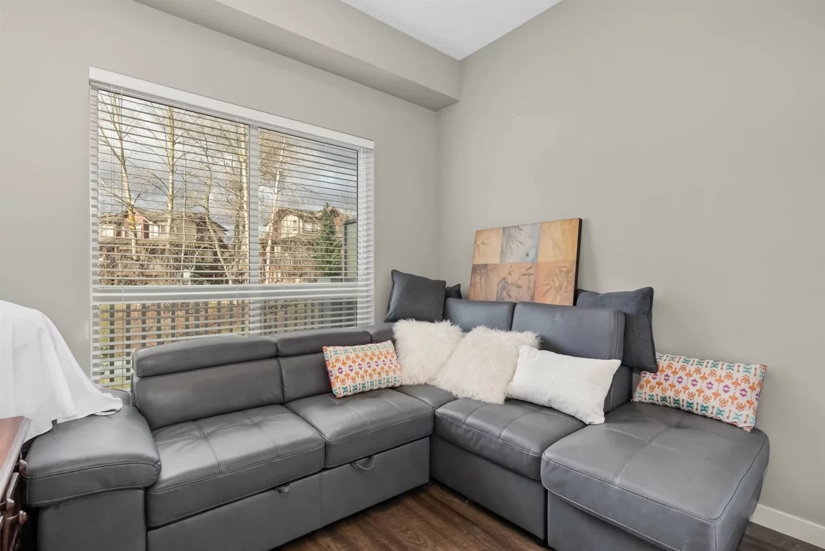 Loft / Bonus Room Photo of 410 6470 194 Street, Surrey, BC