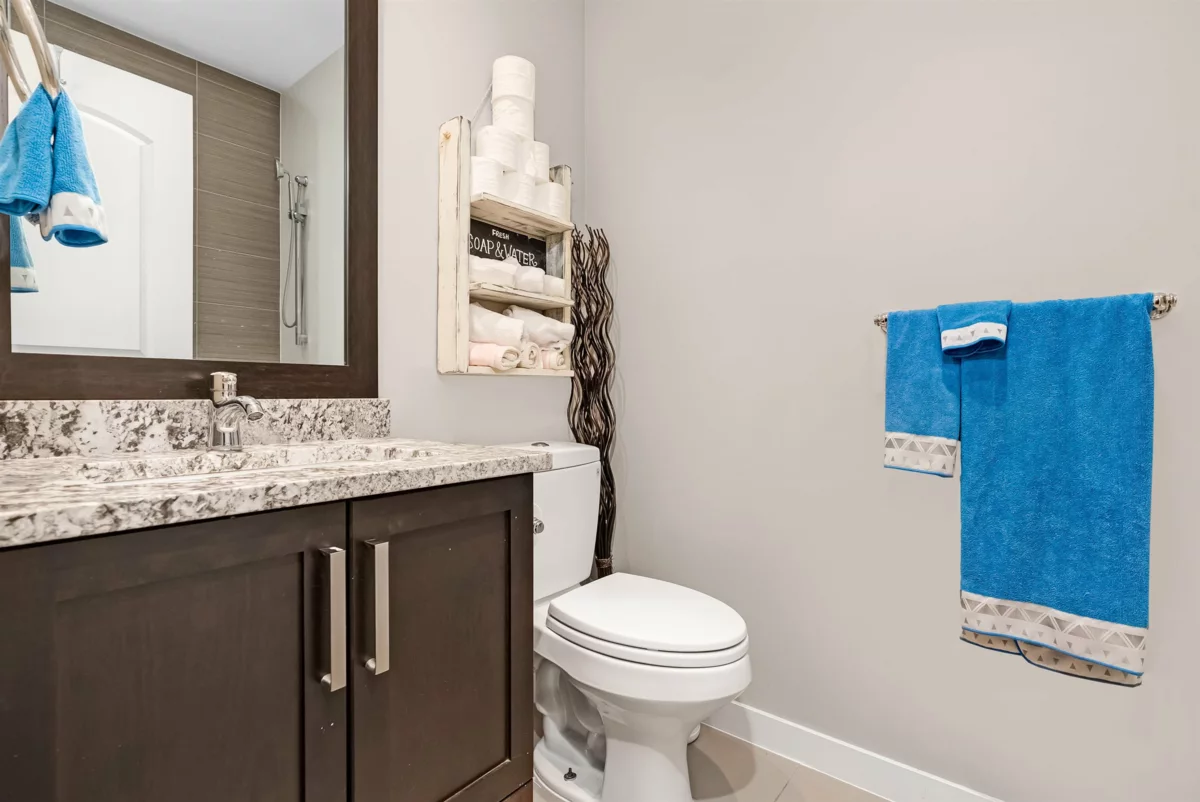 Office / Den Photo of 410 6470 194 Street, Surrey, BC