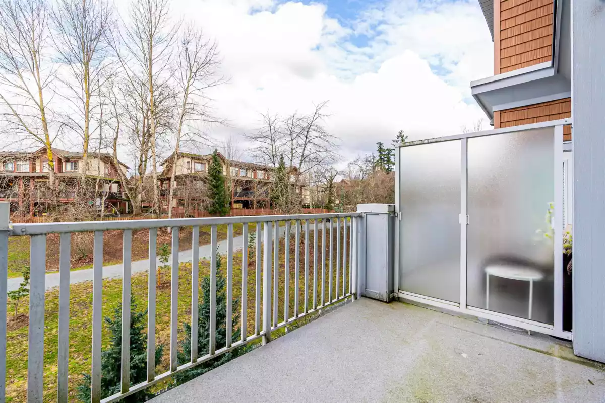 Staircase Photo of 410 6470 194 Street, Surrey, BC