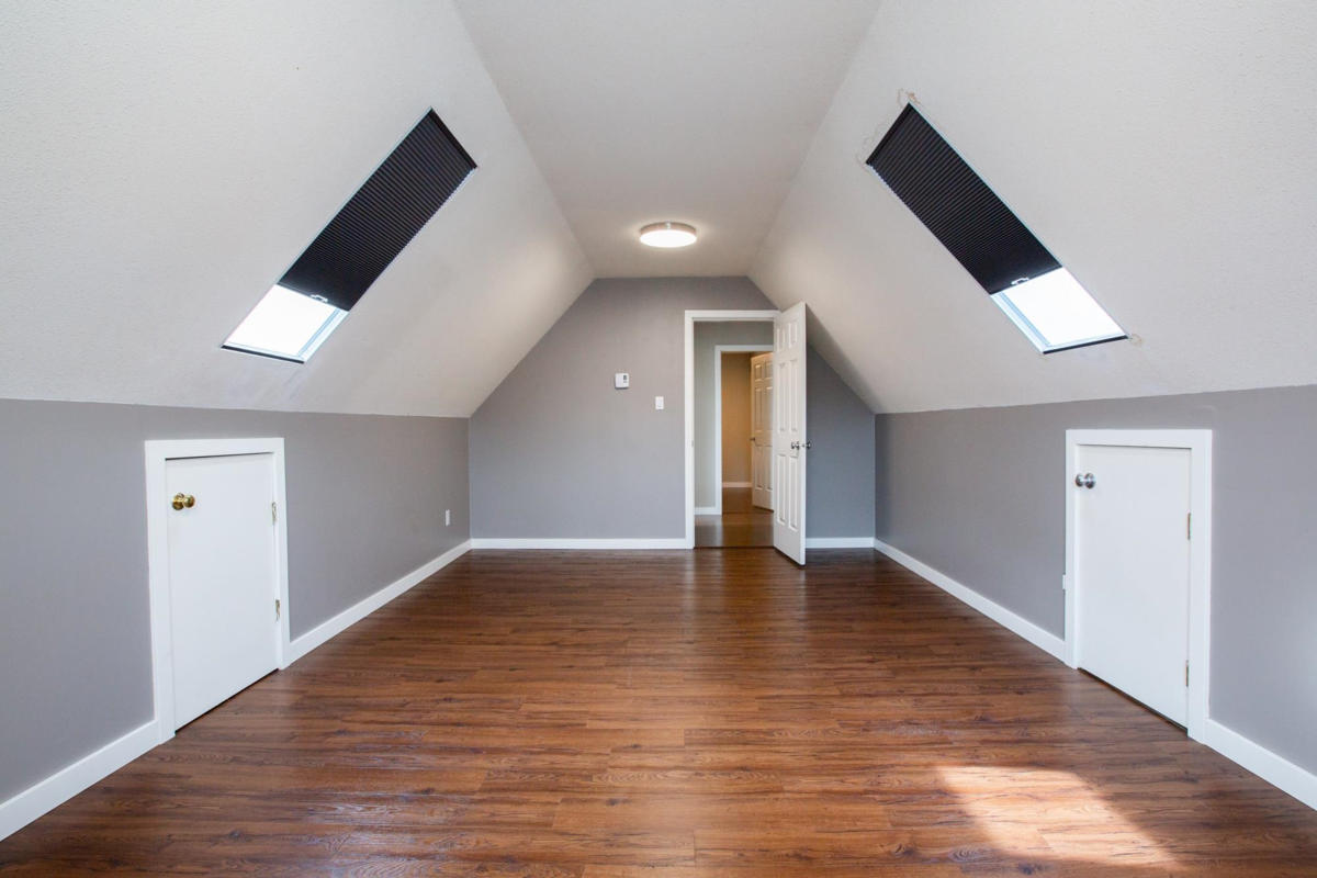 Front Yard Photo of 20338 90 Avenue, Langley, BC