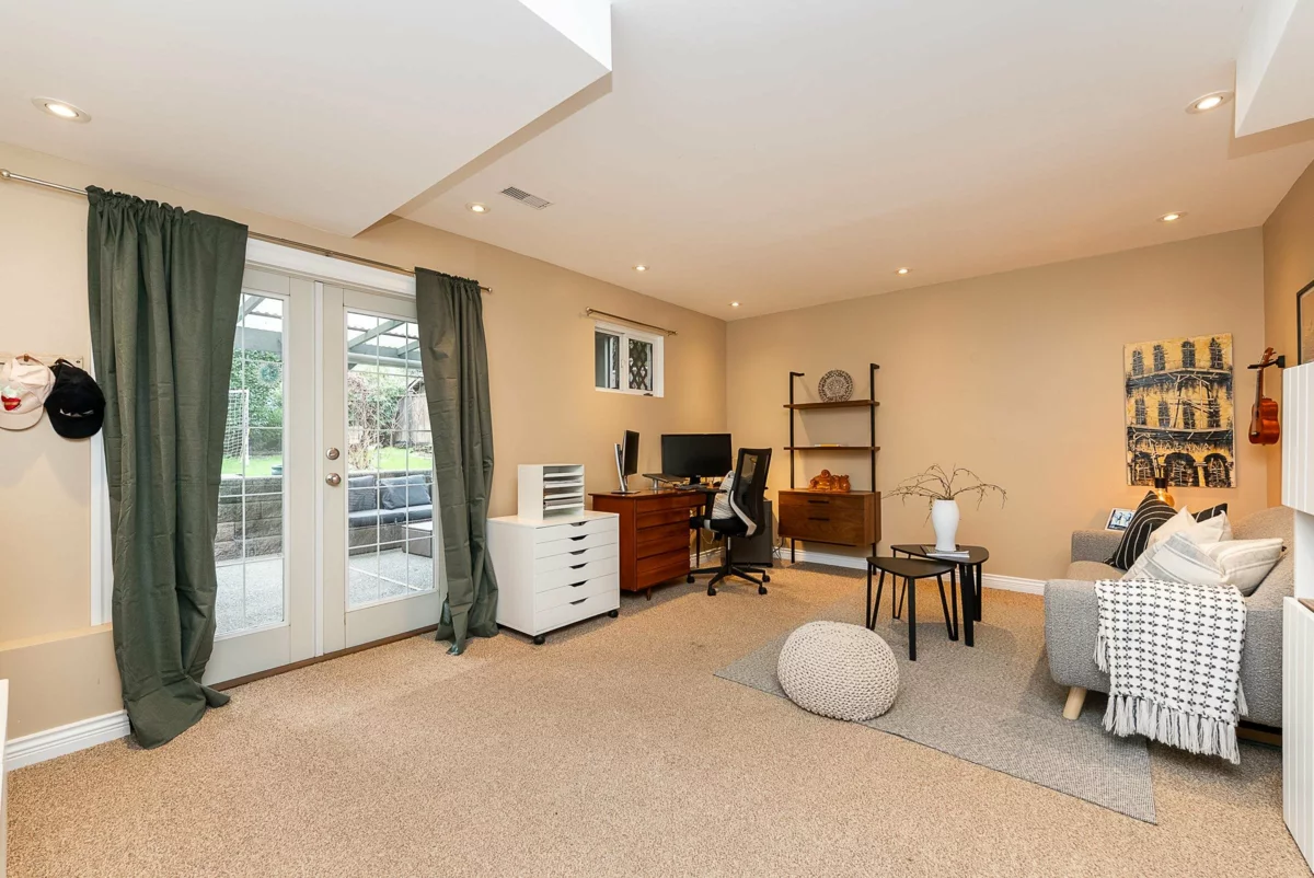 Basement Recreation Room Photo of 3643 Kennedy Street, Port Coquitlam, BC