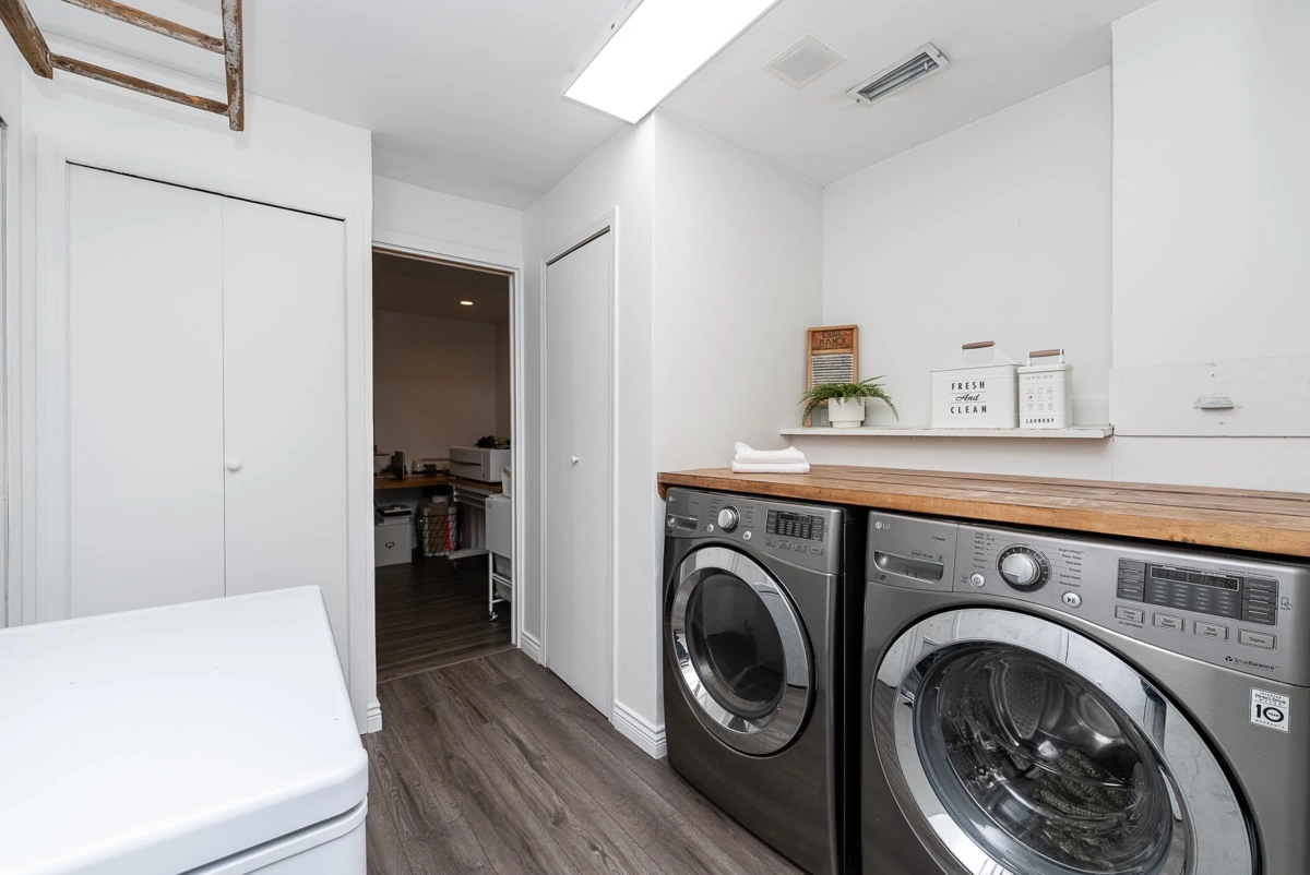Entry Foyer Photo of 3643 Kennedy Street, Port Coquitlam, BC