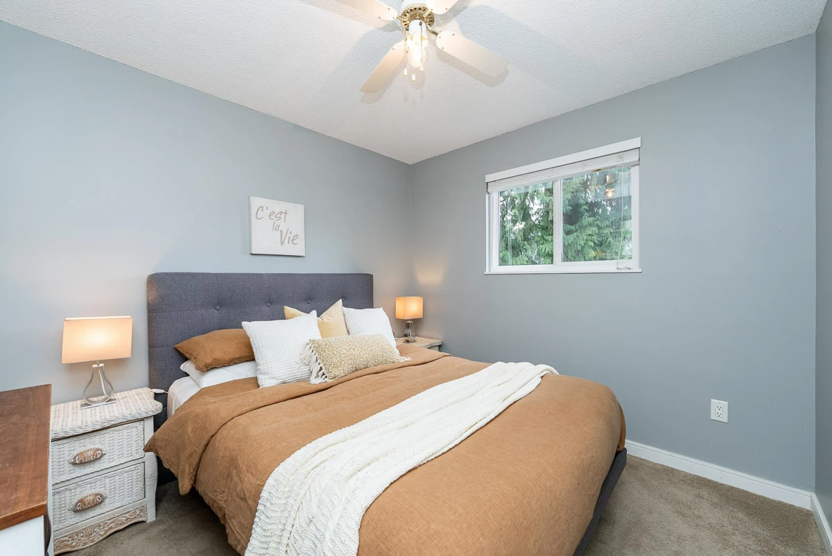 Powder Room Photo of 3643 Kennedy Street, Port Coquitlam, BC