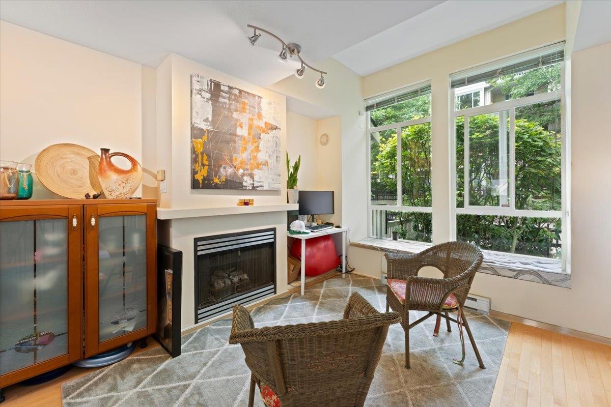 Kitchen Photo of 6878 Village Green, Burnaby, BC