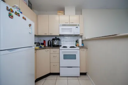 809 1331 Alberni Street, Vancouver, BC