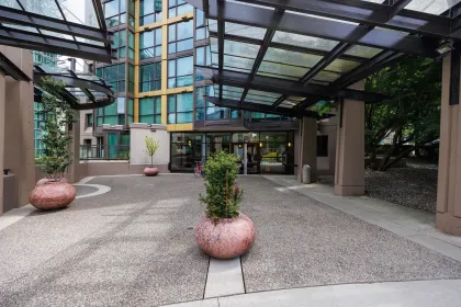 809 1331 Alberni Street, Vancouver, BC