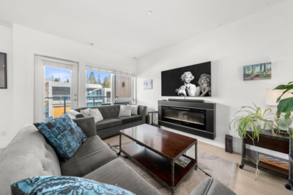 Breakfast Nook Photo of 43 3596 Salal Drive, North Vancouver, BC
