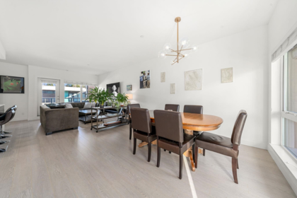 Kitchen Island Photo of 43 3596 Salal Drive, North Vancouver, BC