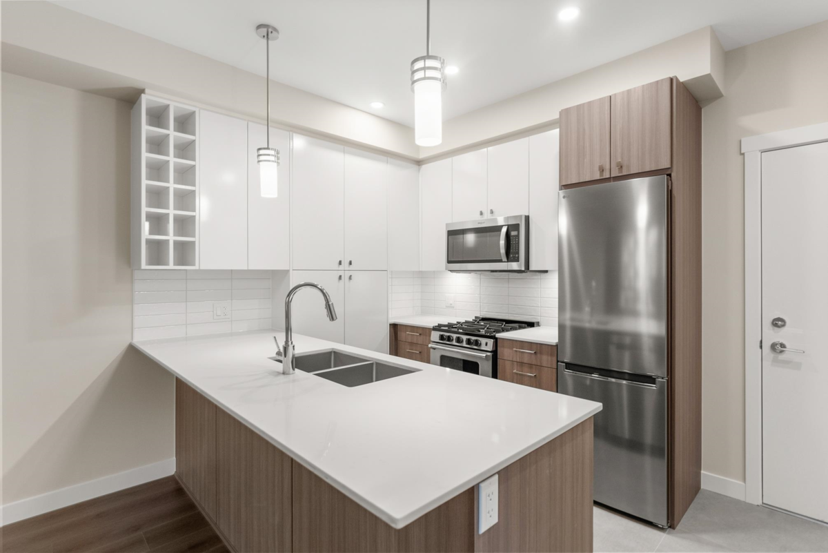 Guest Bathroom Photo of 218 23200 Gilley Road, Richmond, BC