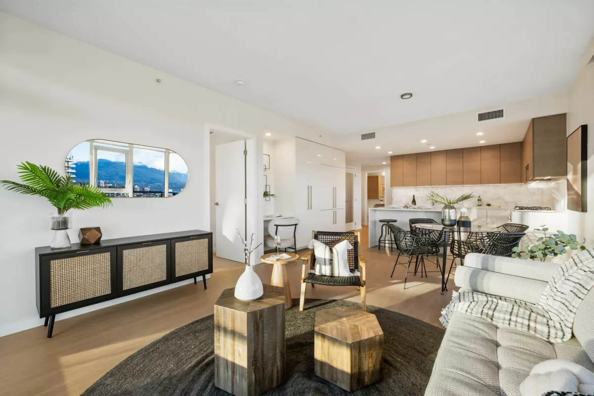 Walk-In Closet Photo of 4101 2108 Gilmore Avenue, Burnaby, BC