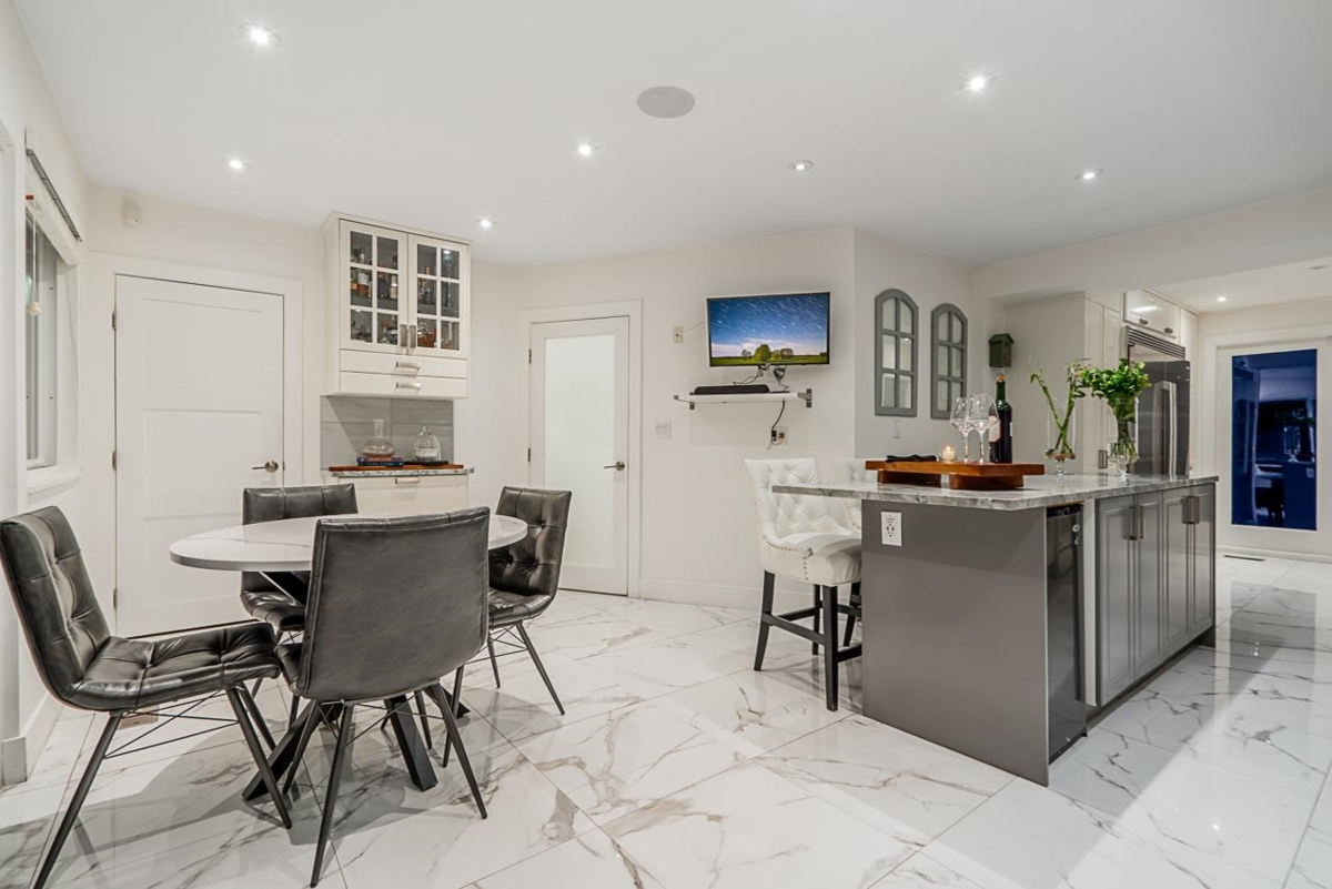 Bedroom 2 Photo of 6446 Marine Drive, West Vancouver, BC