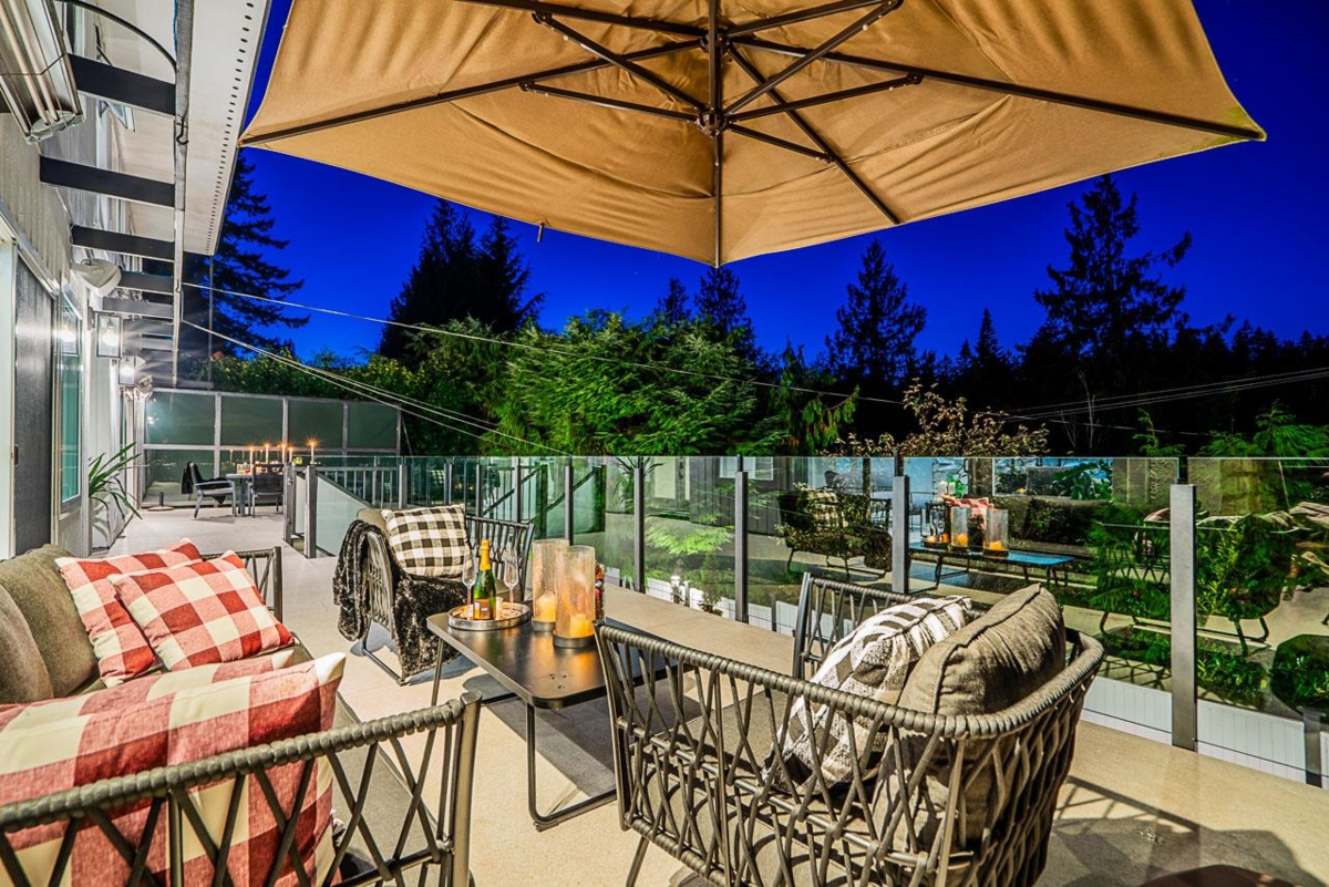 Fitness Center Photo Near 6446 Marine Drive, West Vancouver, BC