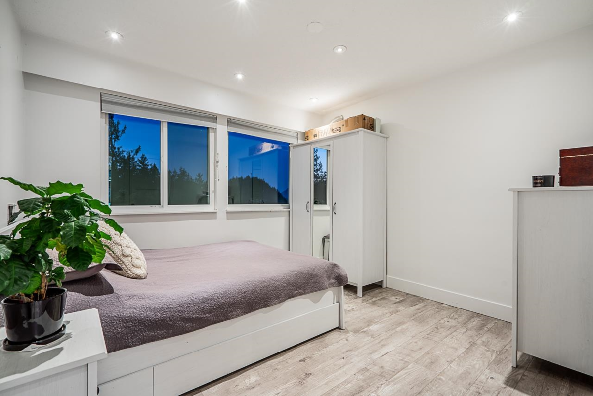 Staircase Photo of 6446 Marine Drive, West Vancouver, BC