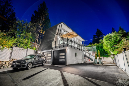 Front exterior of 6446 Marine Drive, West Vancouver, BC