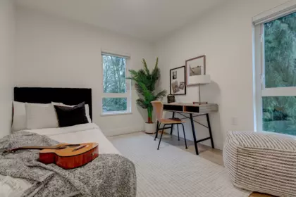 Powder Room Photo of 5 339 Keary Street, New Westminster, BC