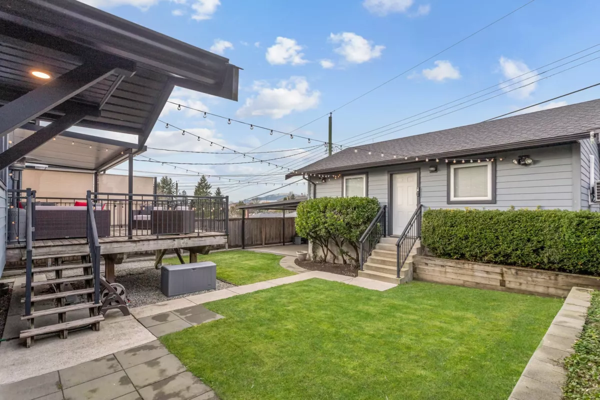 Hot Tub / Spa Photo of 4219 Graveley Street, Burnaby, BC