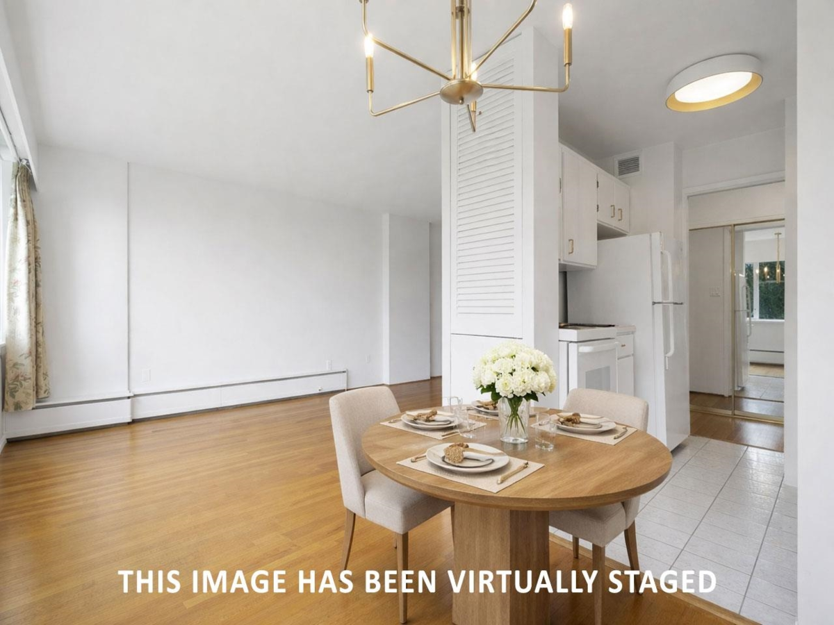 Dining Area Photo of 204 6026 Tisdall Street, Vancouver, BC