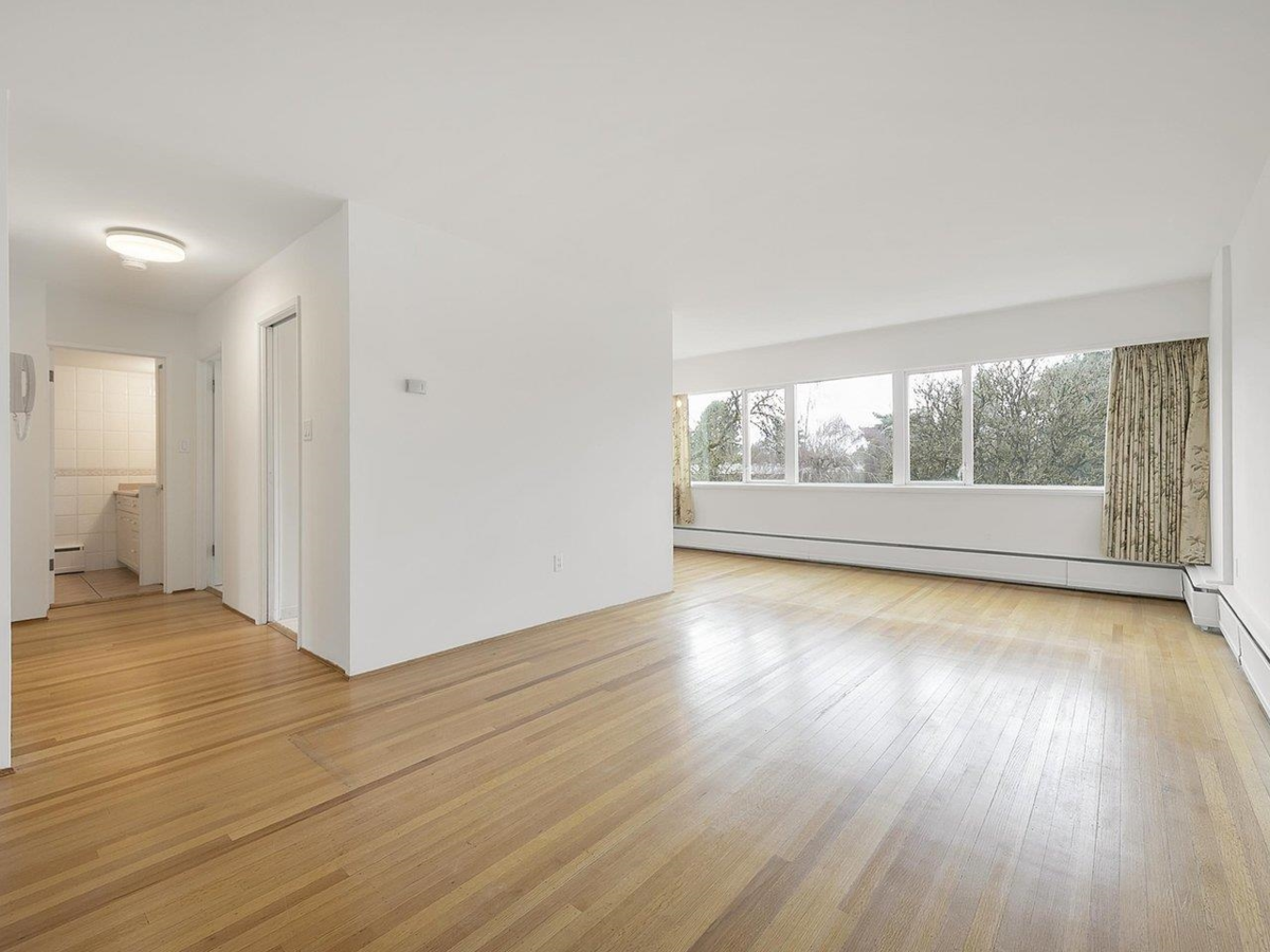 Pantry Photo of 204 6026 Tisdall Street, Vancouver, BC