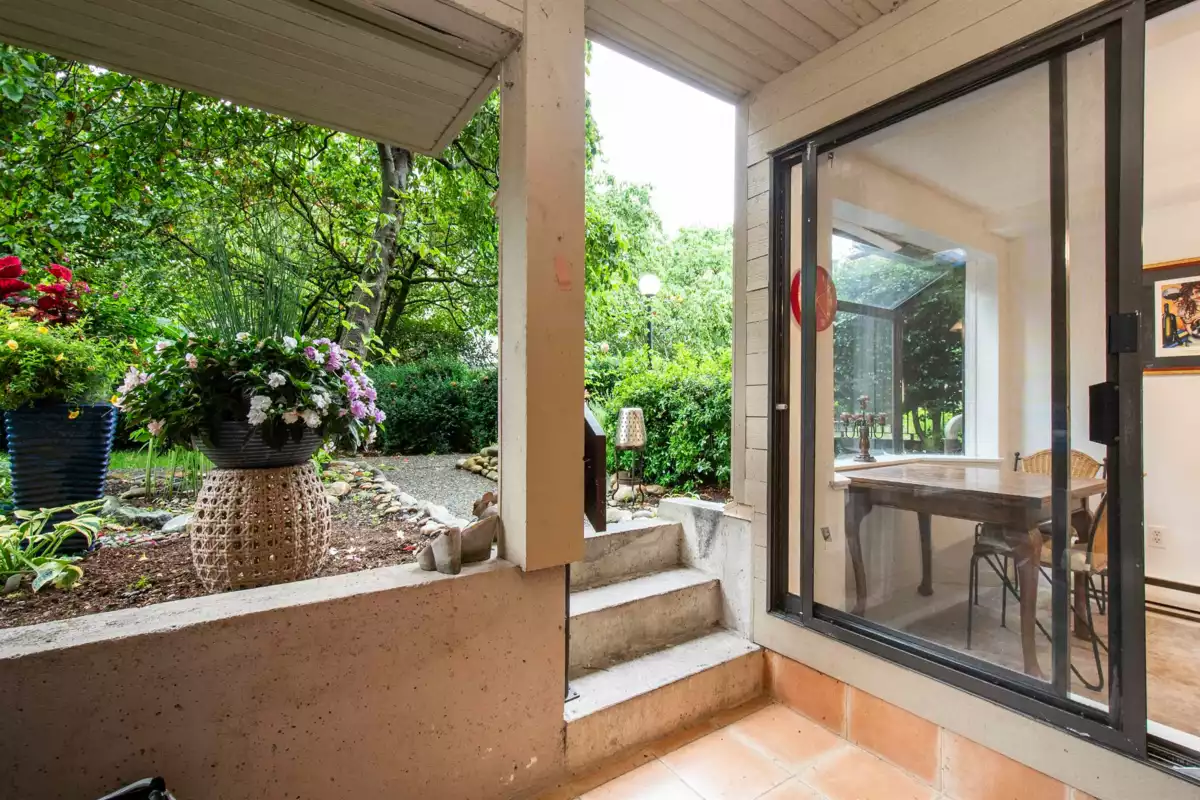 Loft / Bonus Room Photo of 118 1363 Clyde Avenue, West Vancouver, BC