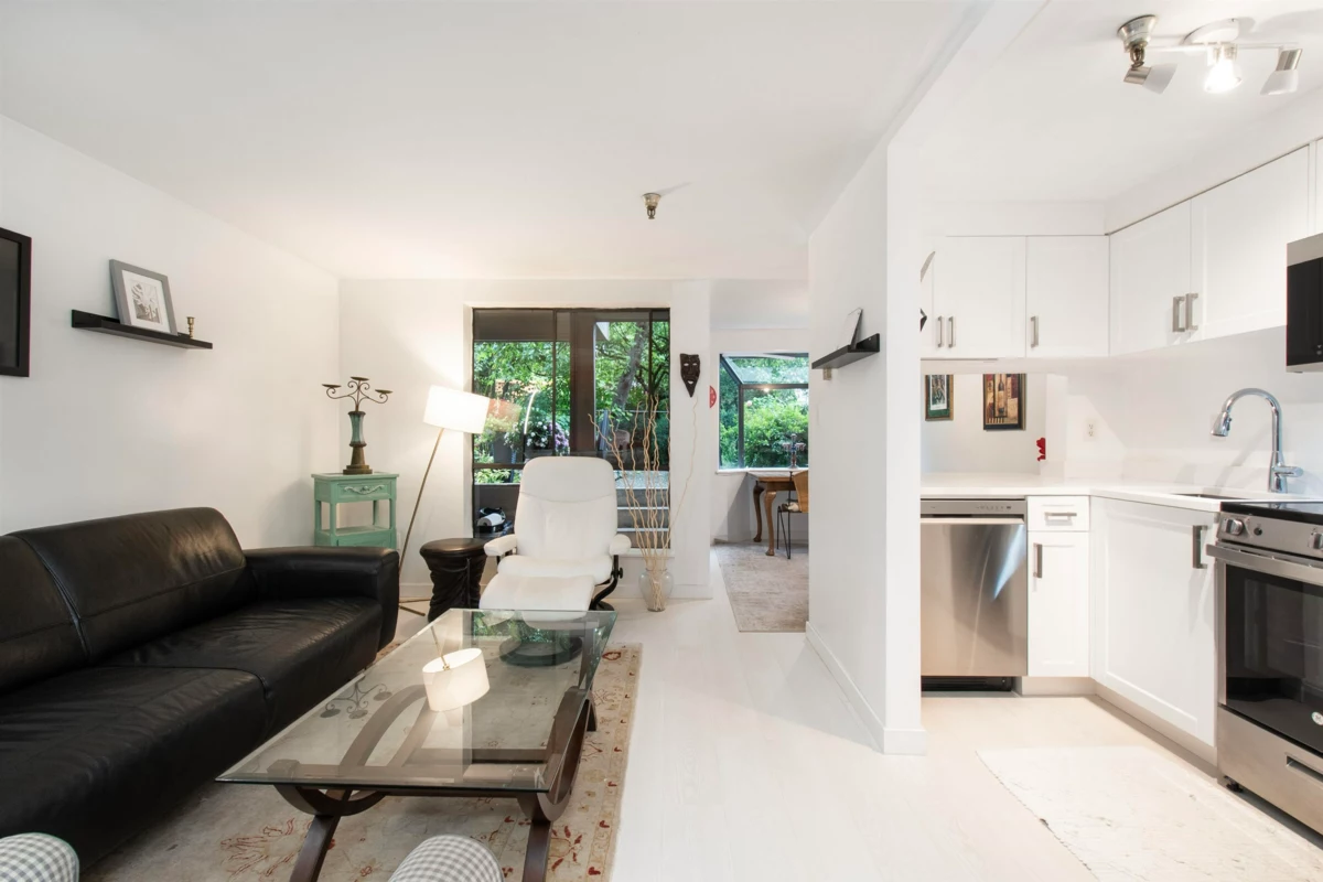 Pantry Photo of 118 1363 Clyde Avenue, West Vancouver, BC