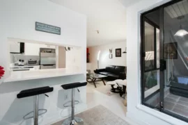 118 1363 Clyde Avenue, West Vancouver, BC