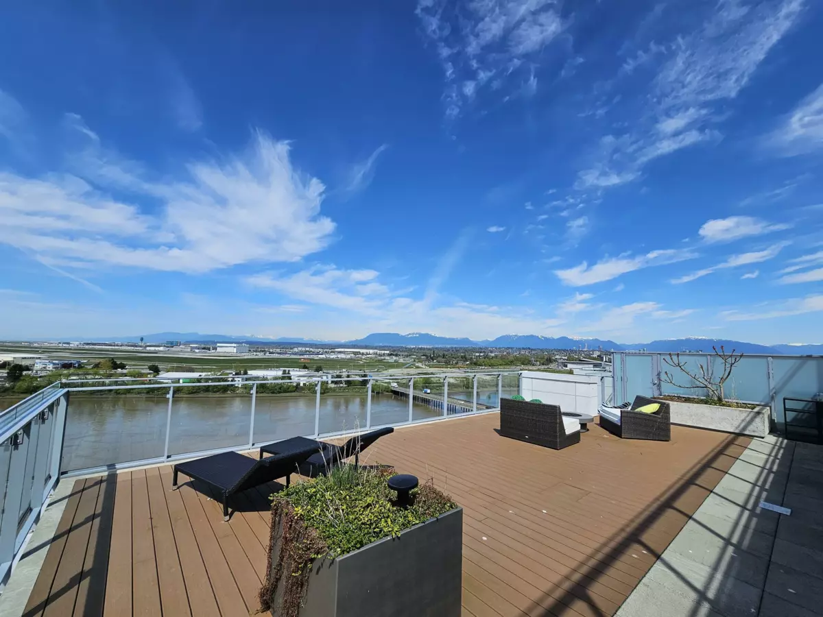 Laundry Room Photo of 1201 6811 Pearson Way, Richmond, BC