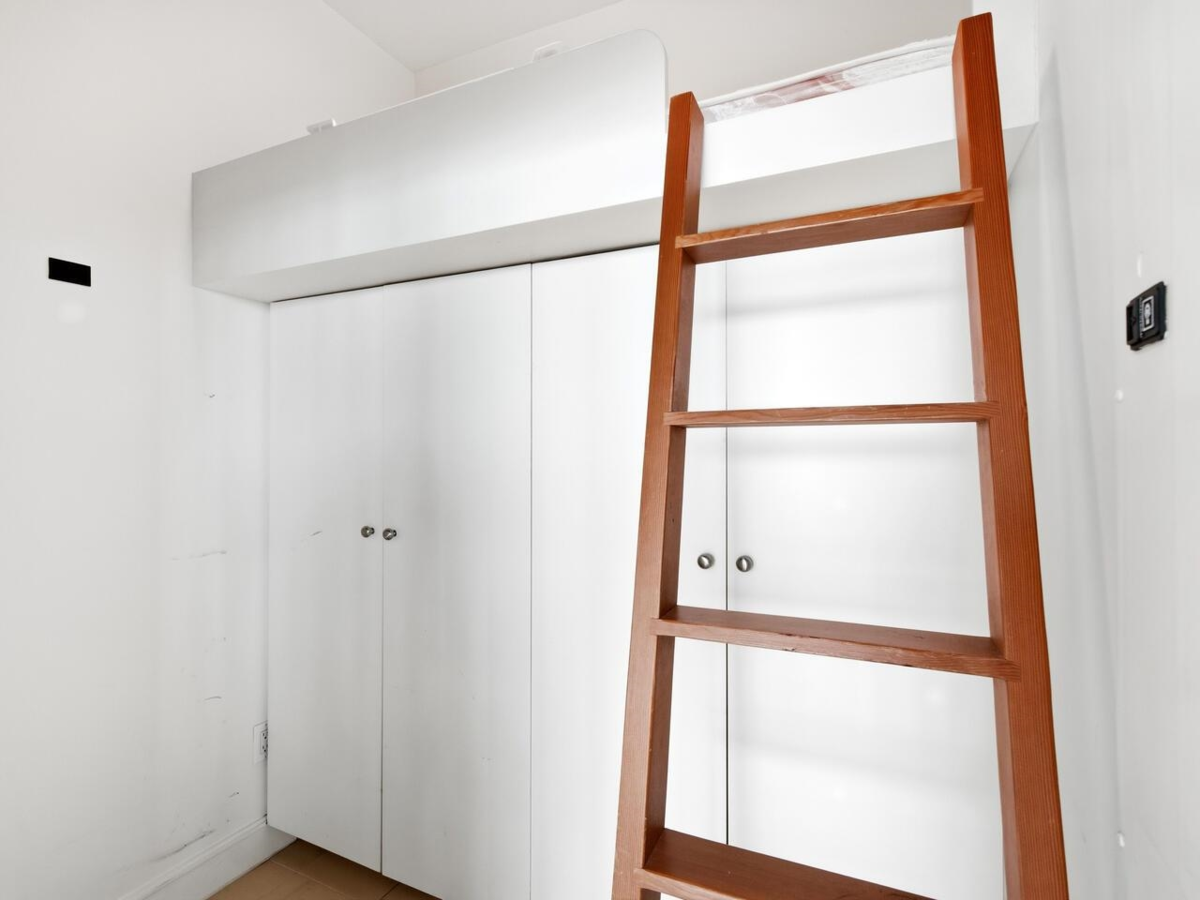 Powder Room Photo of 4302 1408 Strathmore Mews, Vancouver, BC