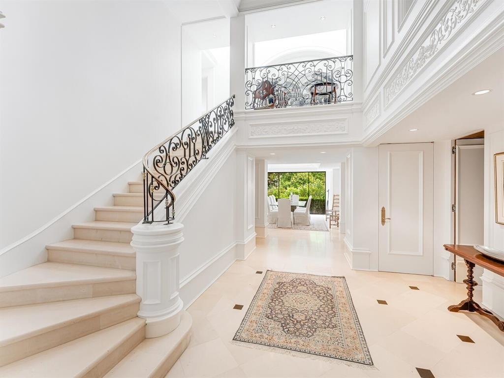 Kitchen Island Photo of 1660 Angus Drive, Vancouver, BC