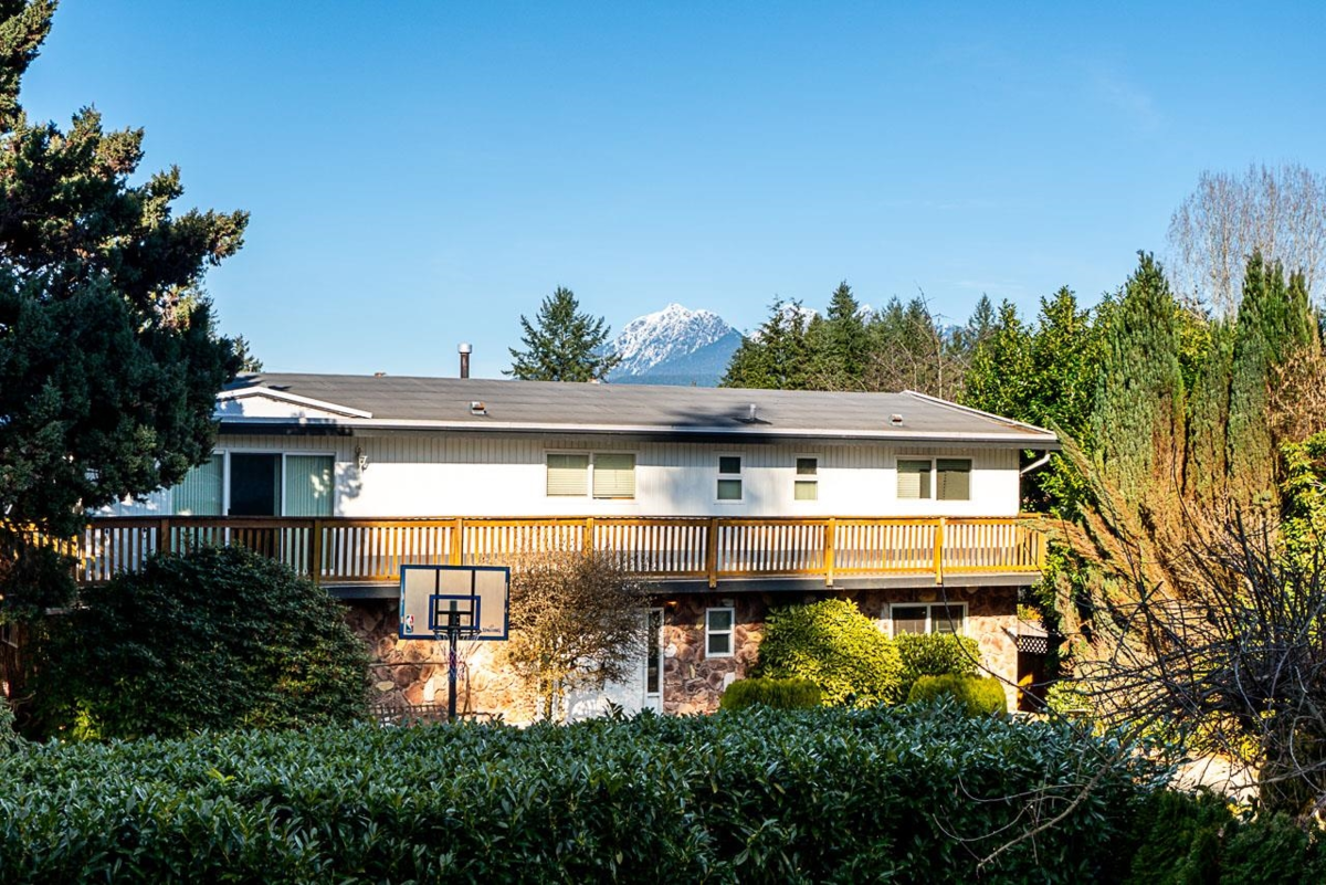 Garage Interior Photo of 21674 Manor Avenue, Maple Ridge, BC